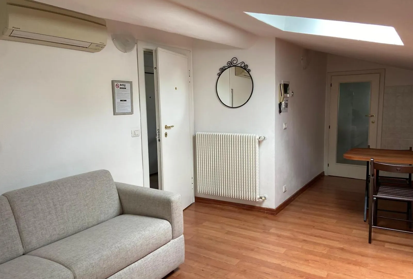 Nido Carrara - Immobili E Soluzioni Rent Apartment Bergamo 0*,